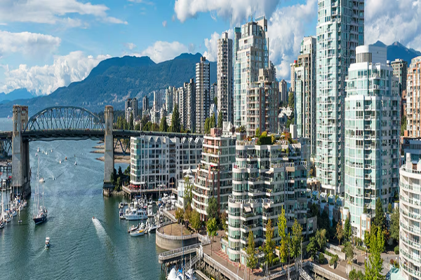 Toronto to Vancouver moving cost