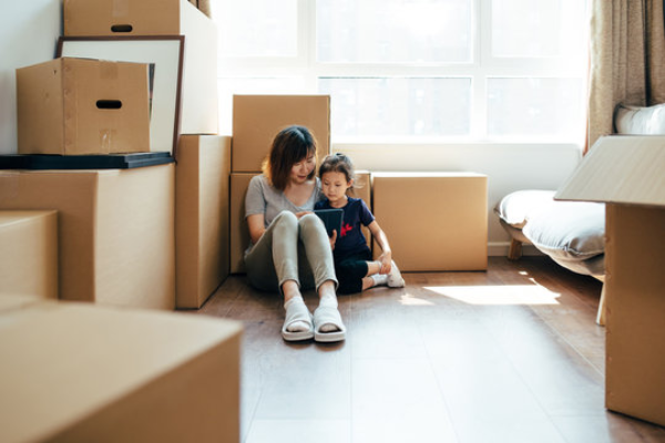 how to cope with stress of moving house